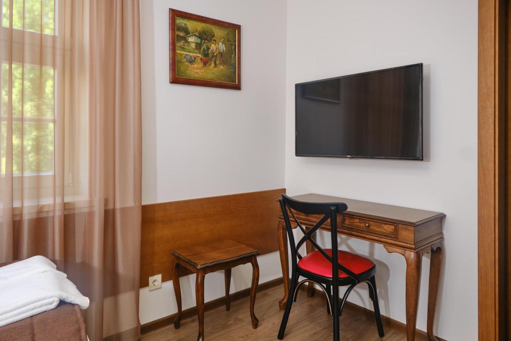 Hotel Splendid Pleven Ngoại thất bức ảnh